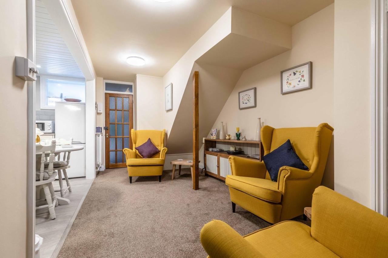 Central Windsor, 2 Bedroom 2 Bathroom, 5 Minutes To Castle Exteriör bild